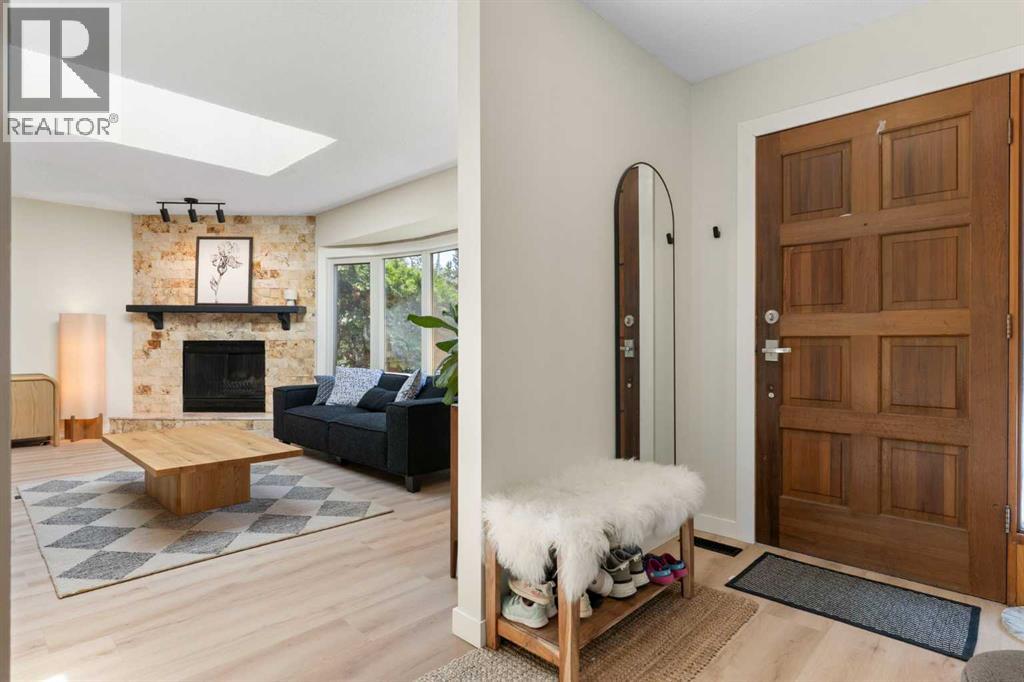 Single Family House 4 Level for Sale in   Street SW Oakridge Calgary 