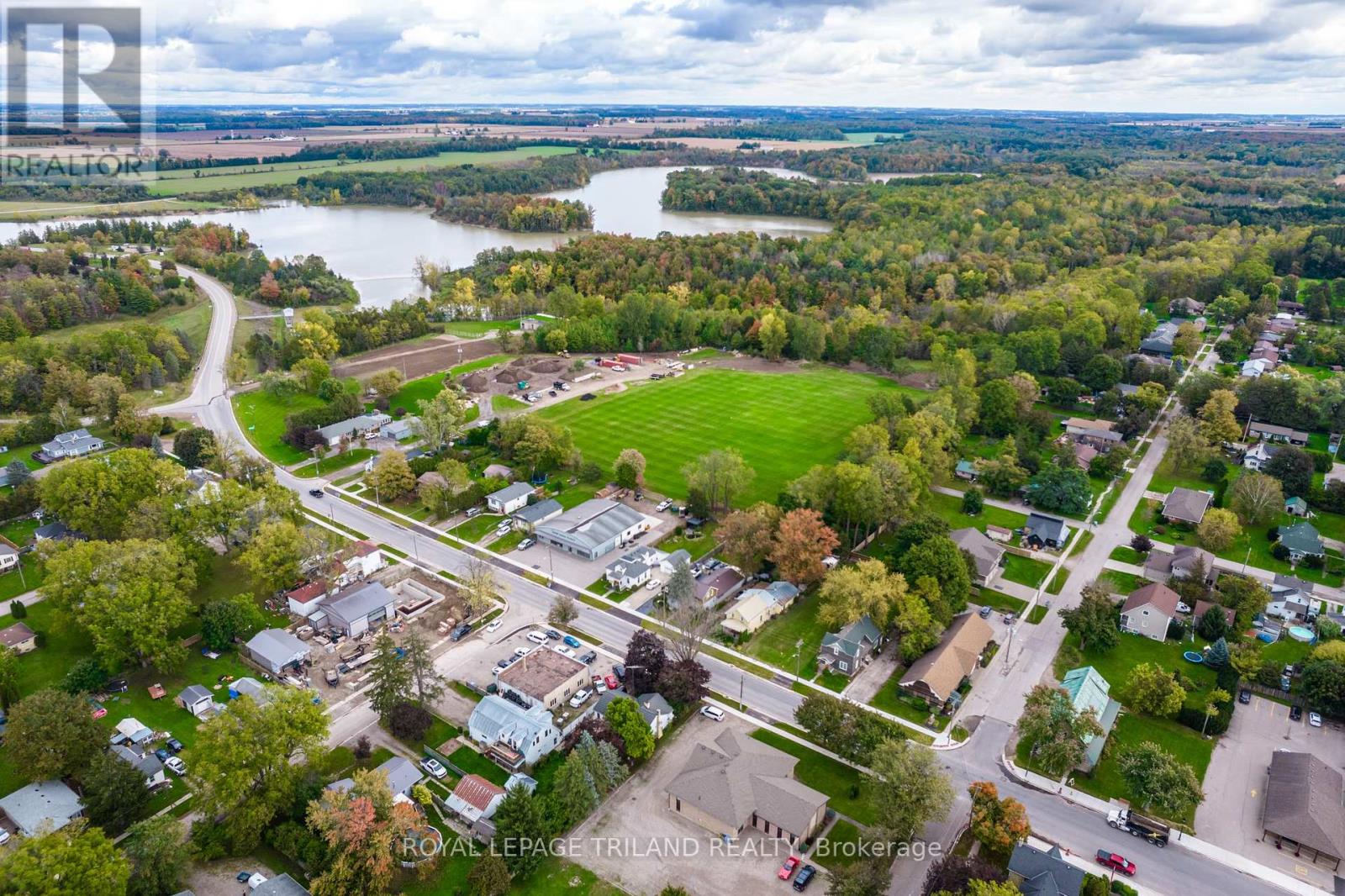 Retail for Sale in  MAIN STREET North Middlesex (Parkhill) 