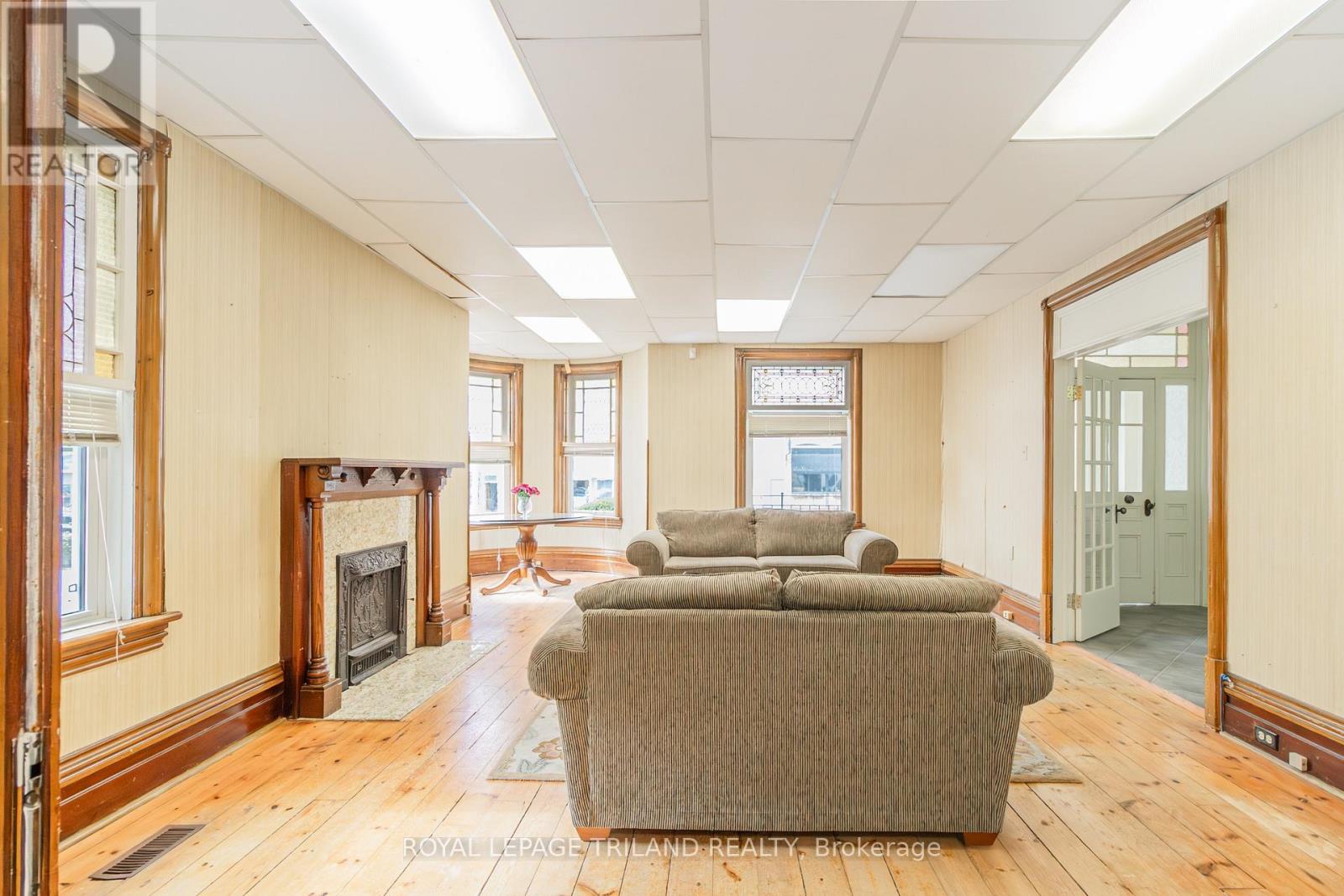 Retail for Sale in  MAIN STREET North Middlesex (Parkhill) 