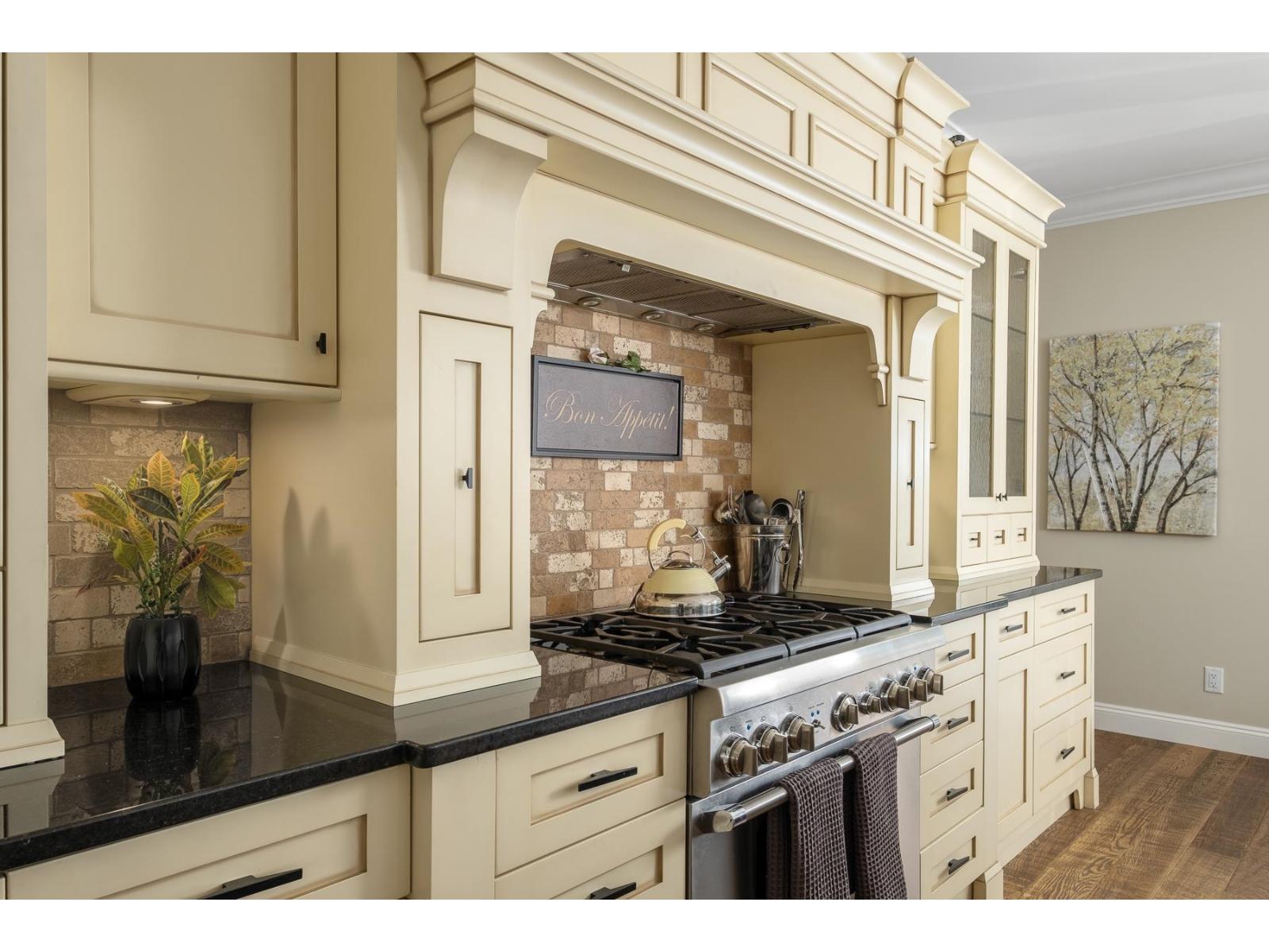 11580 GLACIER DRIVE, Mission