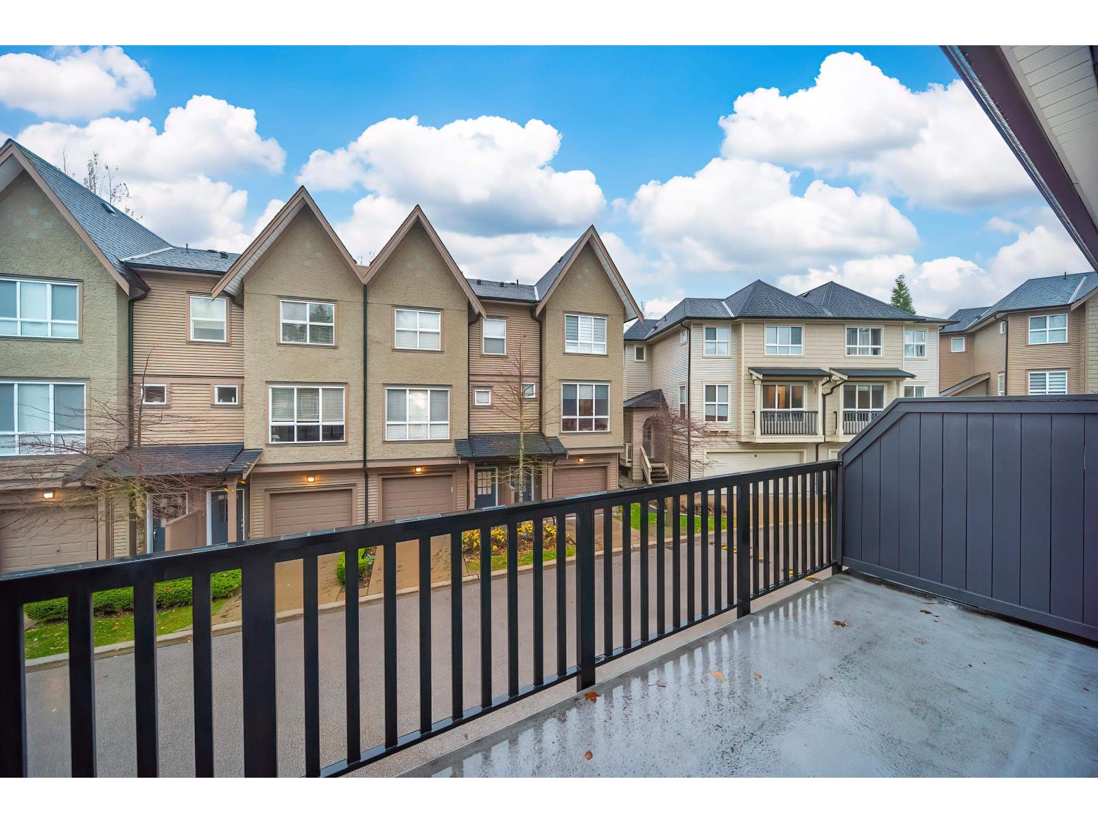 #76-10489 DELSOM Crescent, Delta