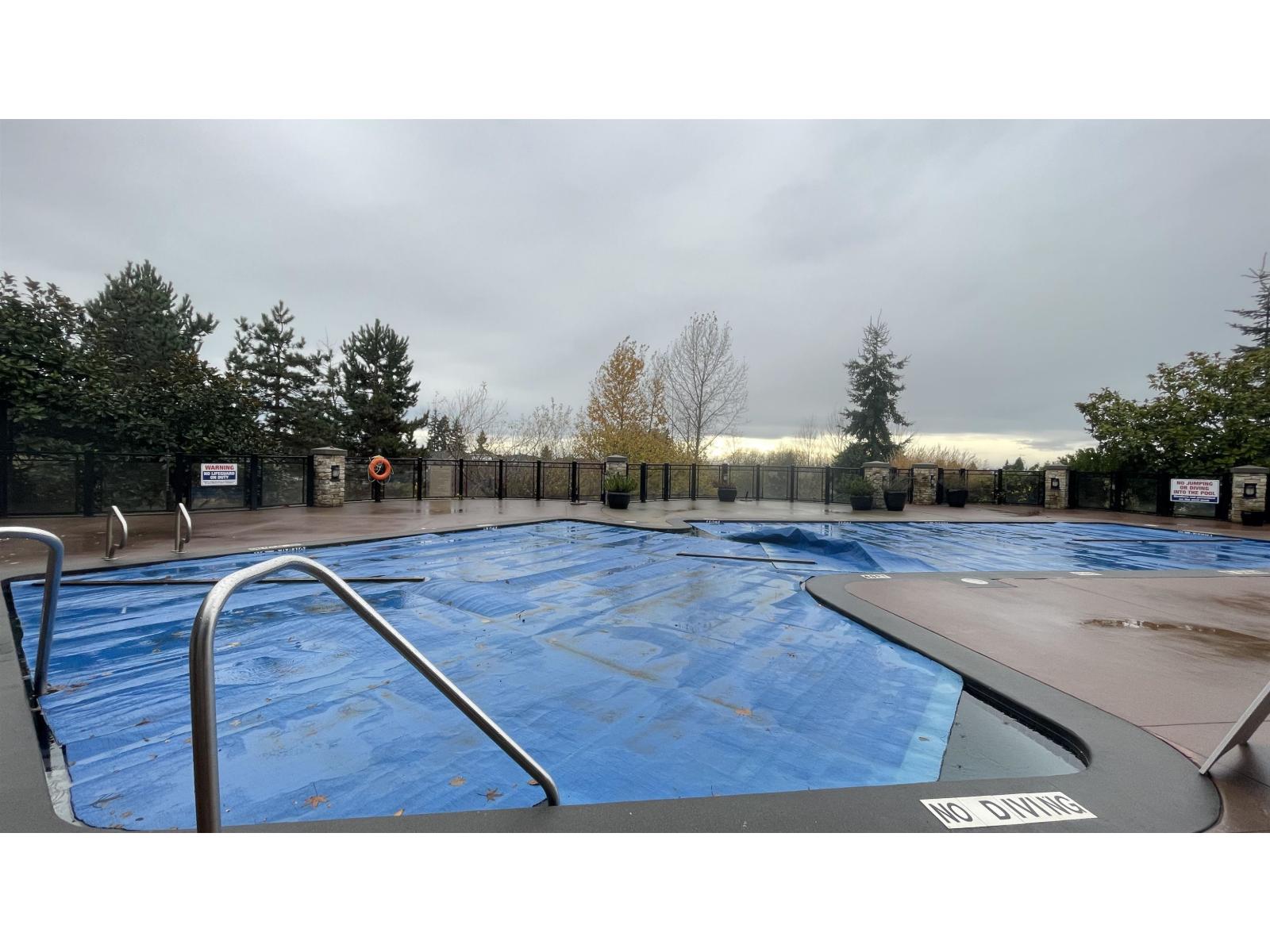 #76-10489 DELSOM Crescent, Delta