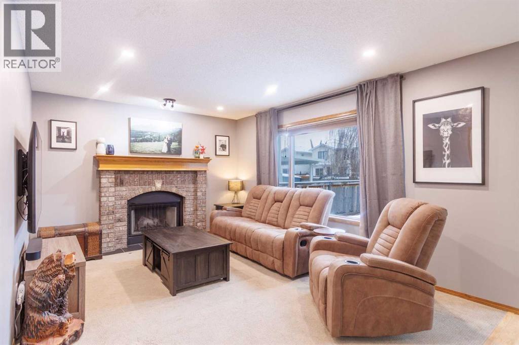 Single Family House for Sale in  Riverwood Circle SE Riverbend Calgary 