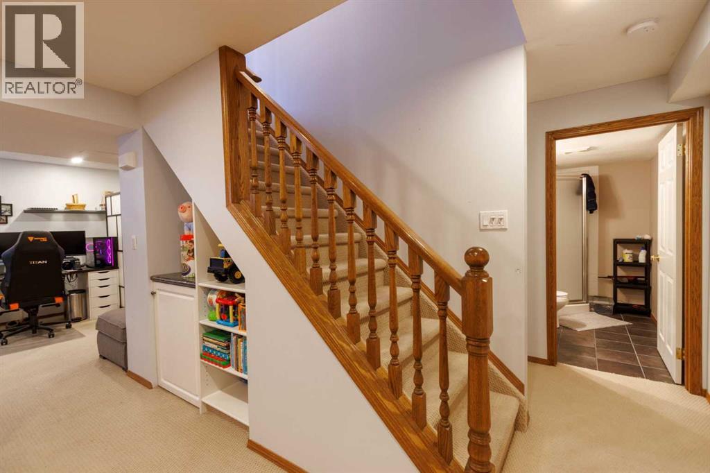 Single Family House for Sale in  Riverwood Circle SE Riverbend Calgary 