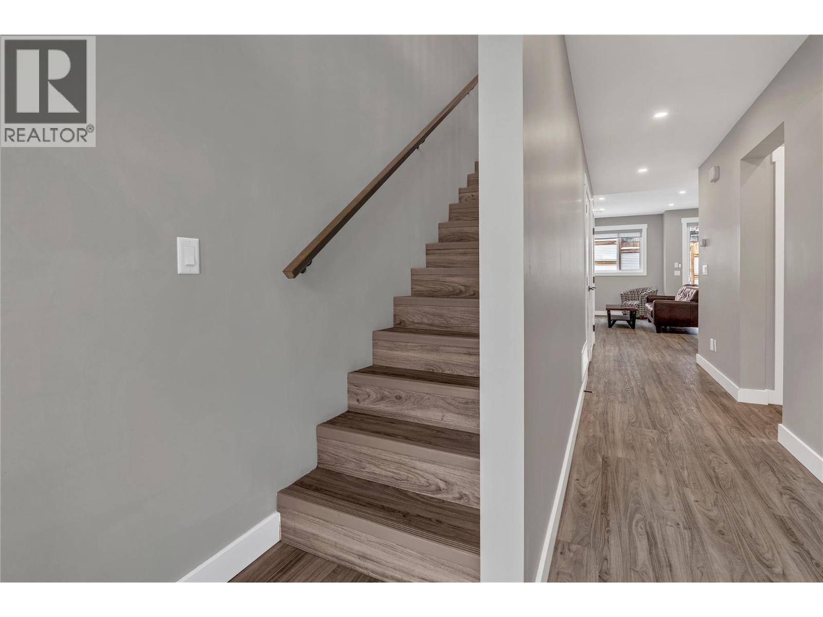 103 Abbey Road, Princeton