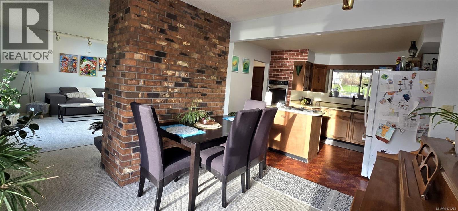 1112 MAQUINNA AVE - 61