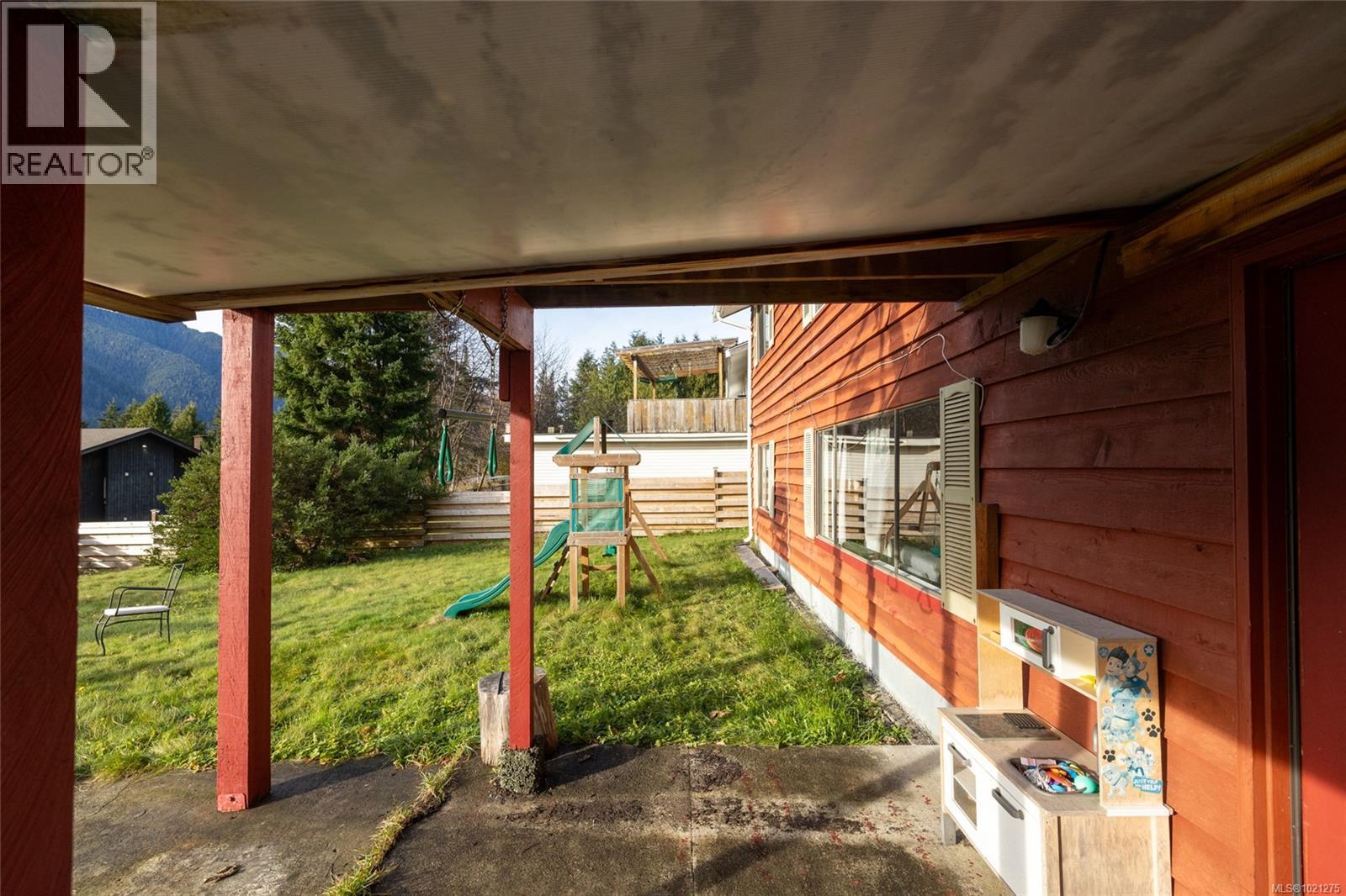 1112 MAQUINNA AVE - 40