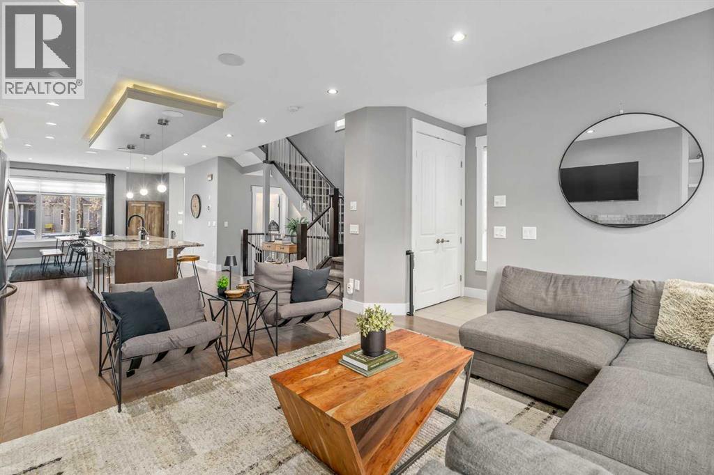 Single Family House for Sale in   Avenue NW Montgomery Calgary 