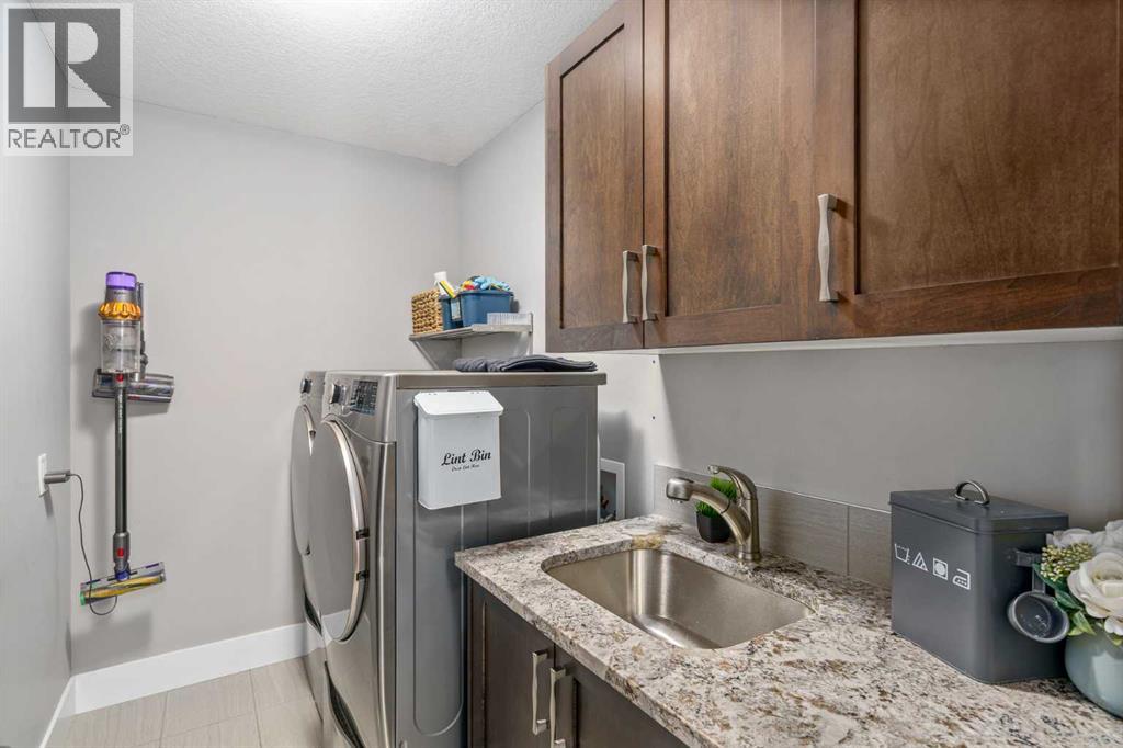 Single Family House for Sale in   Avenue NW Montgomery Calgary 