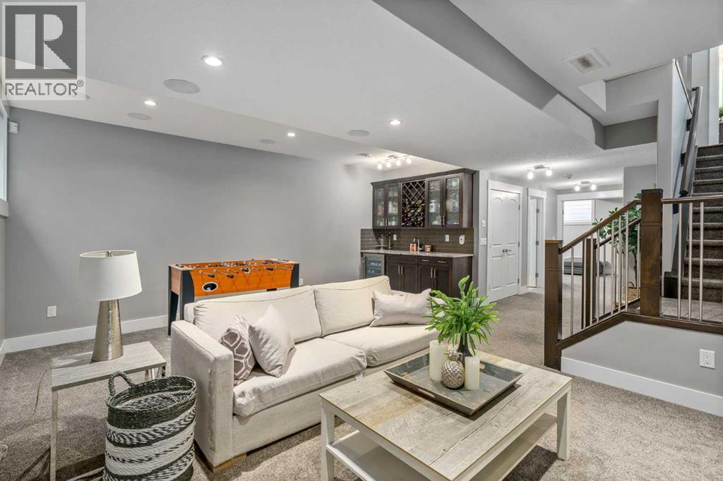 Single Family House for Sale in   Avenue NW Montgomery Calgary 