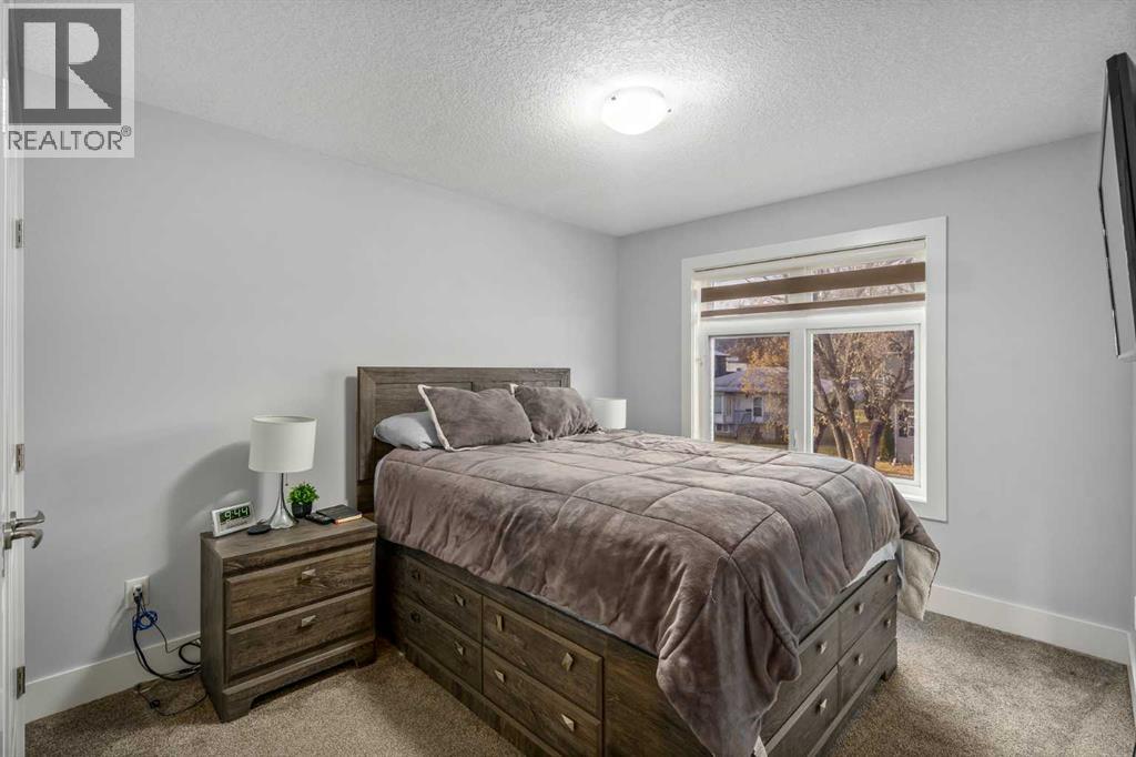 Single Family House for Sale in   Avenue NW Montgomery Calgary 