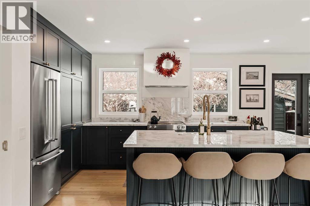 212 Vantage Place NW, Calgary, Alberta