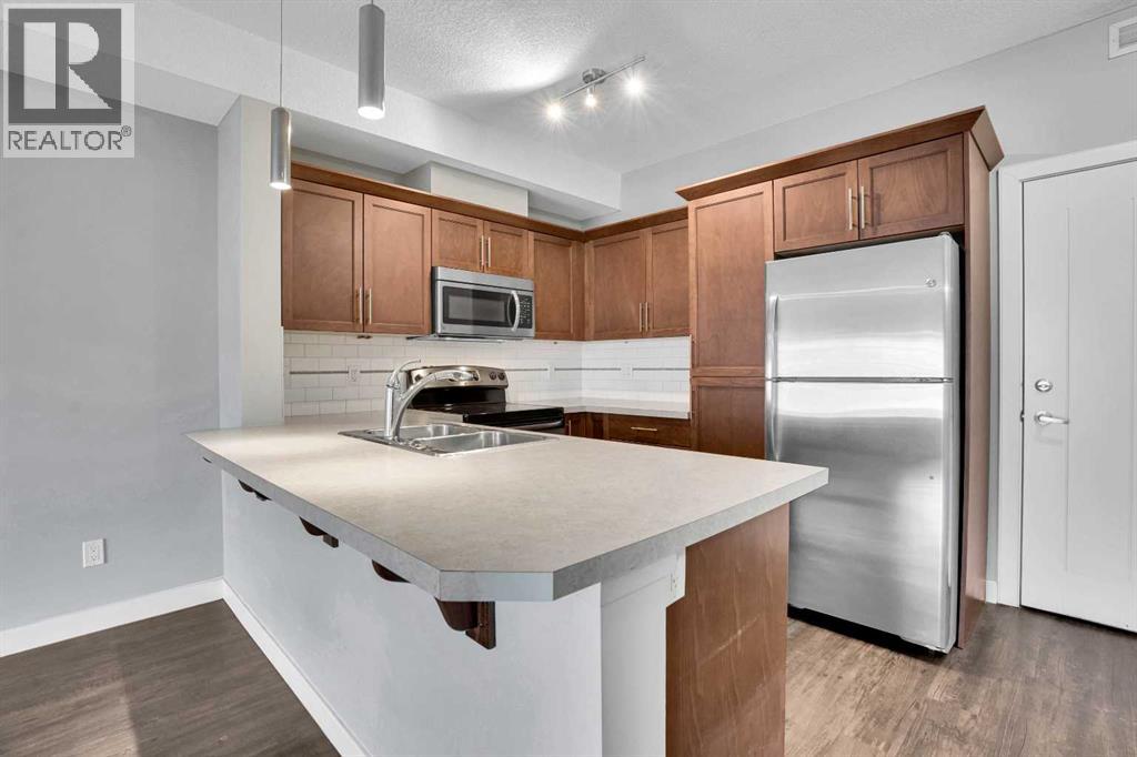 Single Family House for Sale in   Royal Oak Plaza NW Royal Oak Calgary 