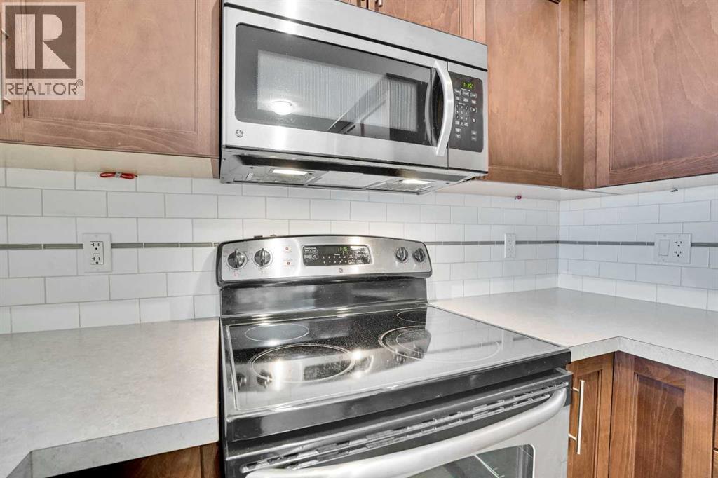 Single Family House for Sale in   Royal Oak Plaza NW Royal Oak Calgary 