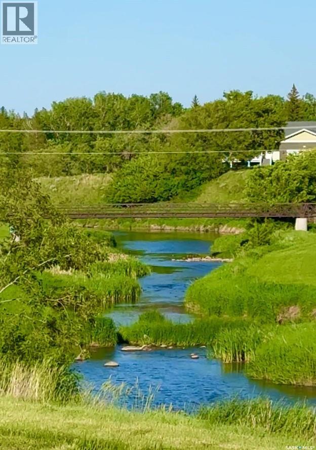 Single Family House 2 Level for Sale in  Bray STREET E Swift Current 