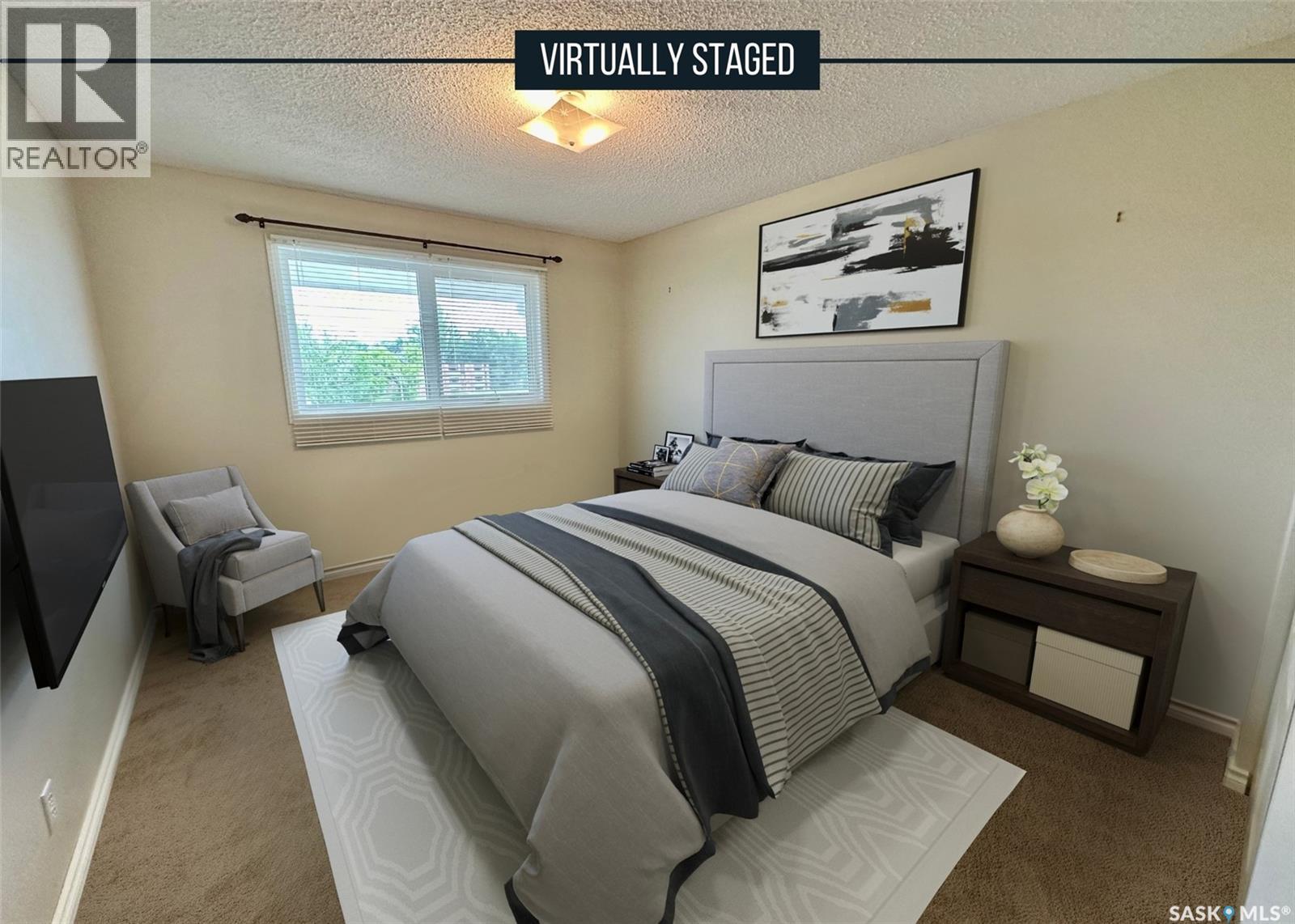 Single Family House 2 Level for Sale in  Bray STREET E Swift Current 