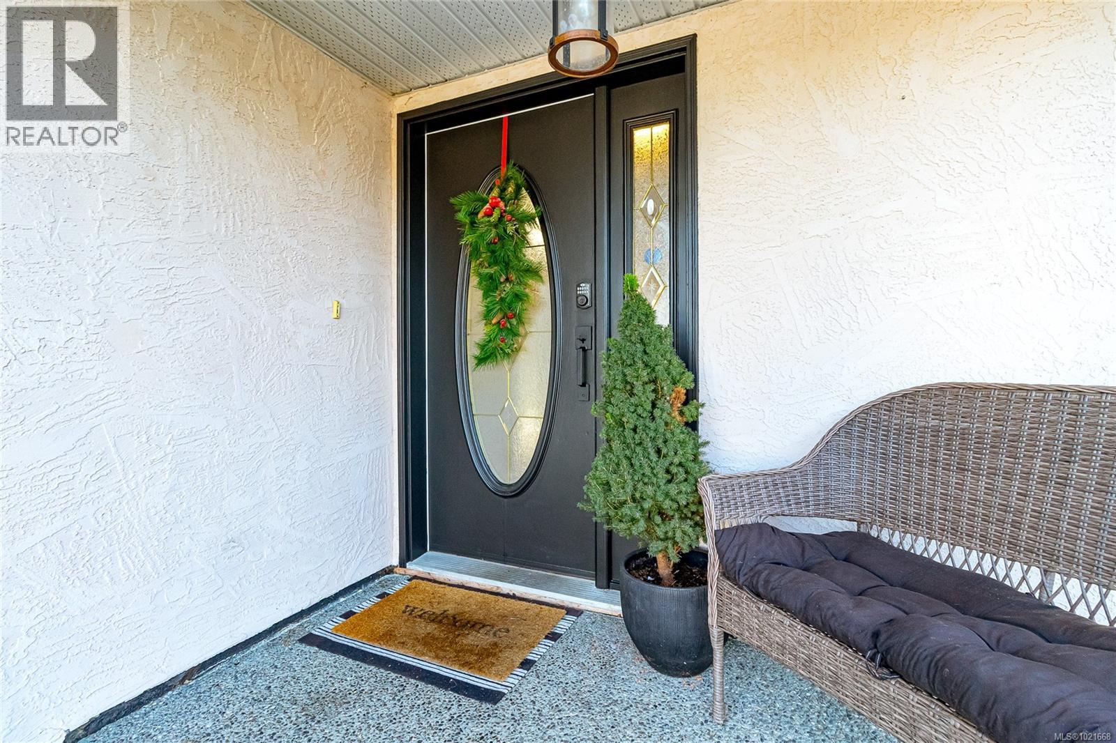 3324 Renita Ridge Rd, Duncan