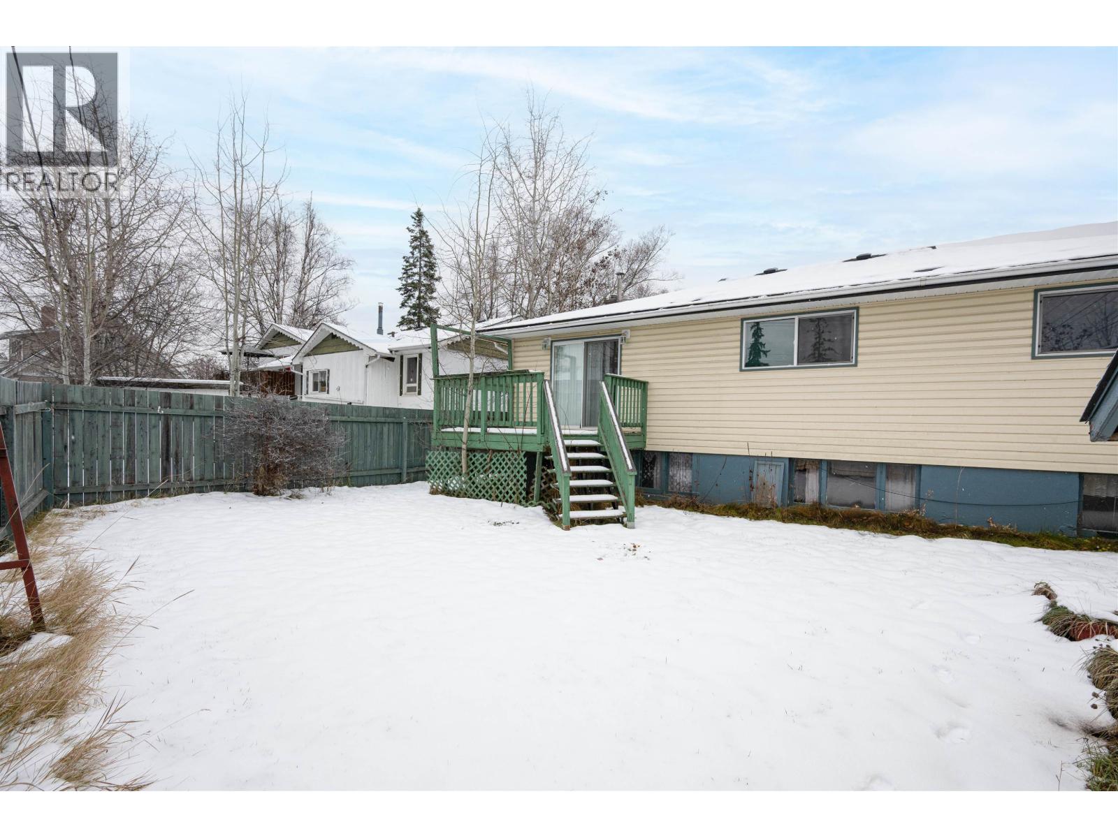 2082 4TH AVENUE, Prince George