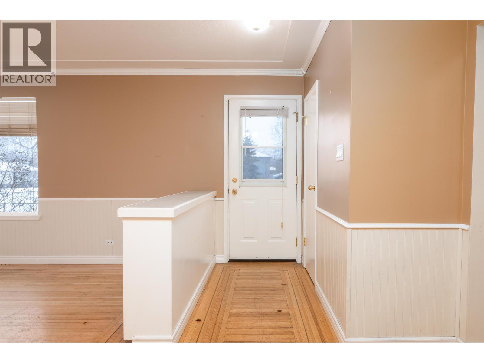 2082 4TH AVENUE, Prince George