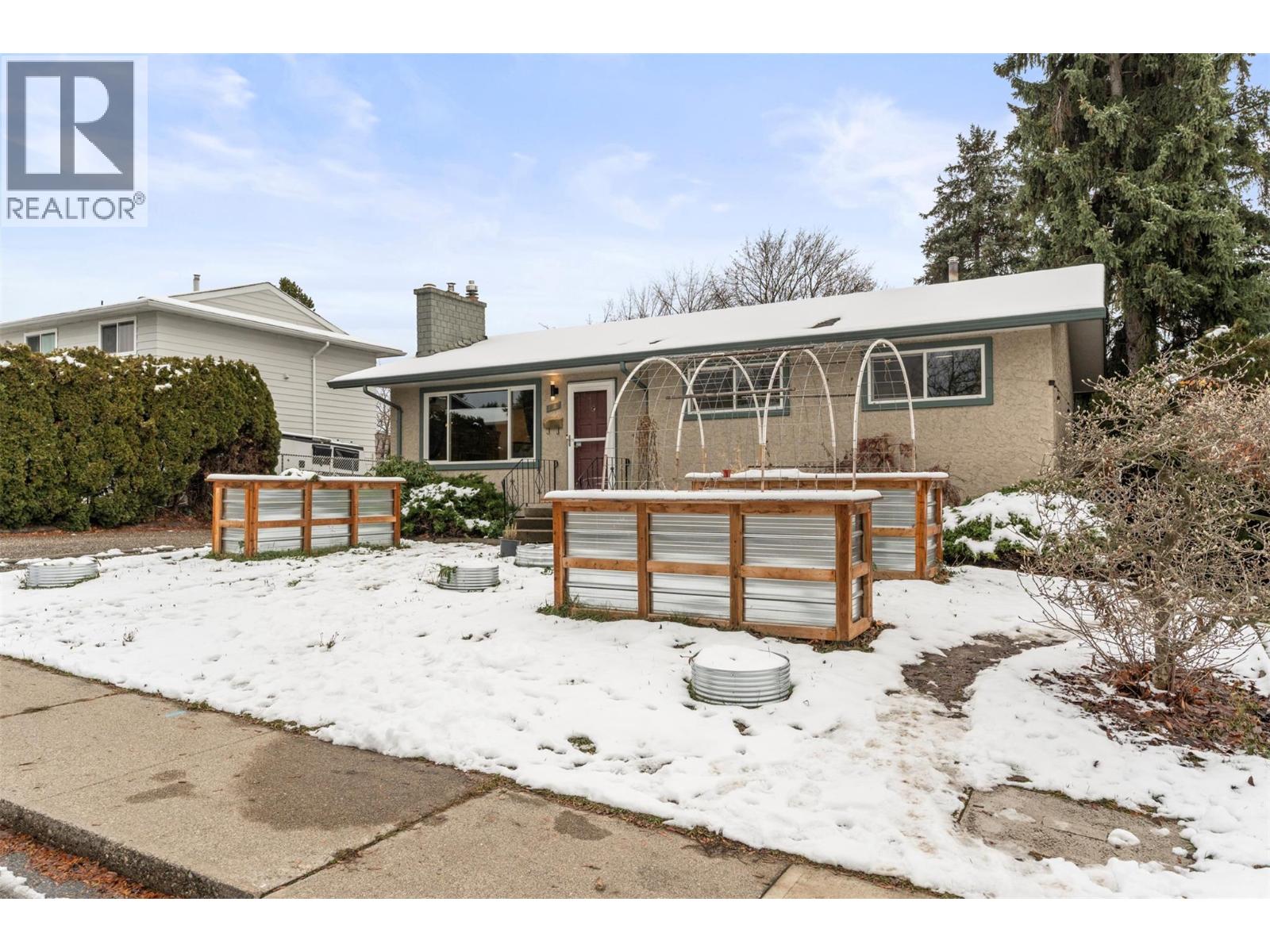  1016 34 Avenue, Vernon