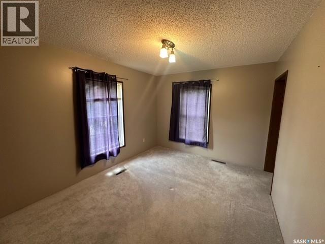 107 1st AVENUE W - 18