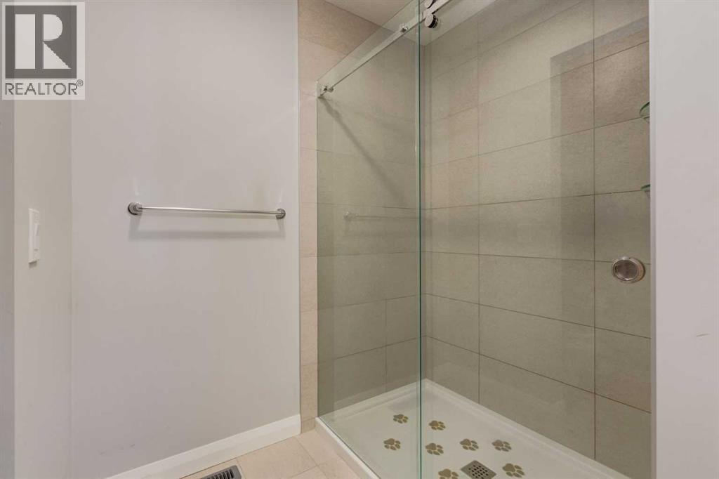 Single Family House for Sale in  Evansfield Gate NW Evanston Calgary 