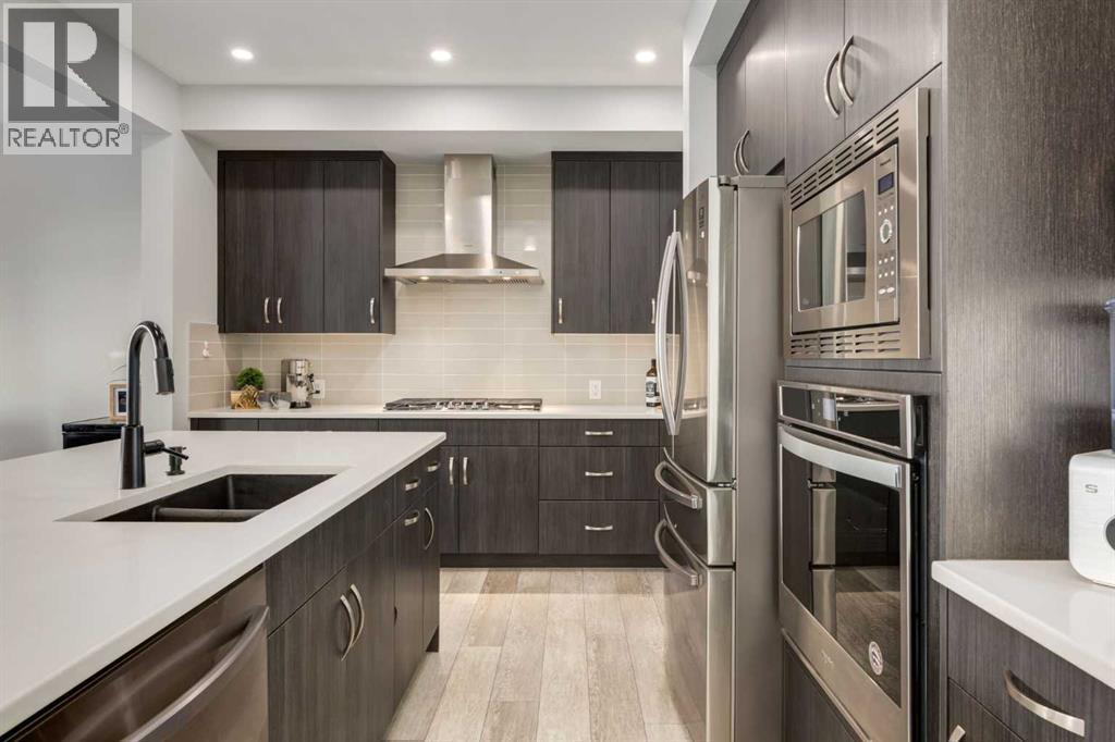 Single Family House for Sale in  Evansfield Gate NW Evanston Calgary 