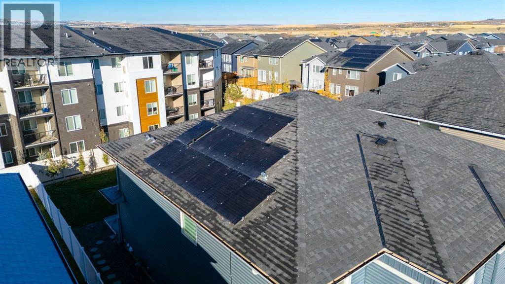 Single Family House for Sale in  Evansfield Gate NW Evanston Calgary 