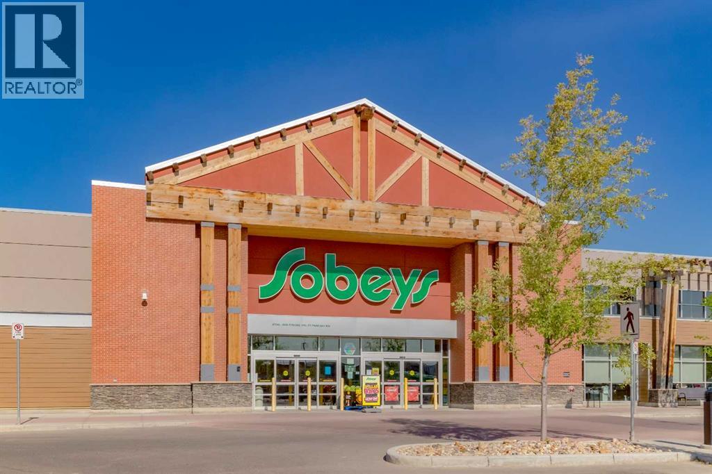 Single Family House for Sale in  Evansfield Gate NW Evanston Calgary 