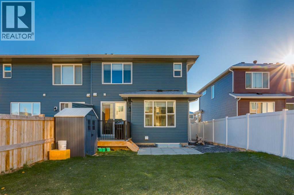 Single Family House for Sale in  Evansfield Gate NW Evanston Calgary 
