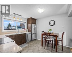610 Balmoral Road, Kelowna, BC V1X1W1 Photo 21