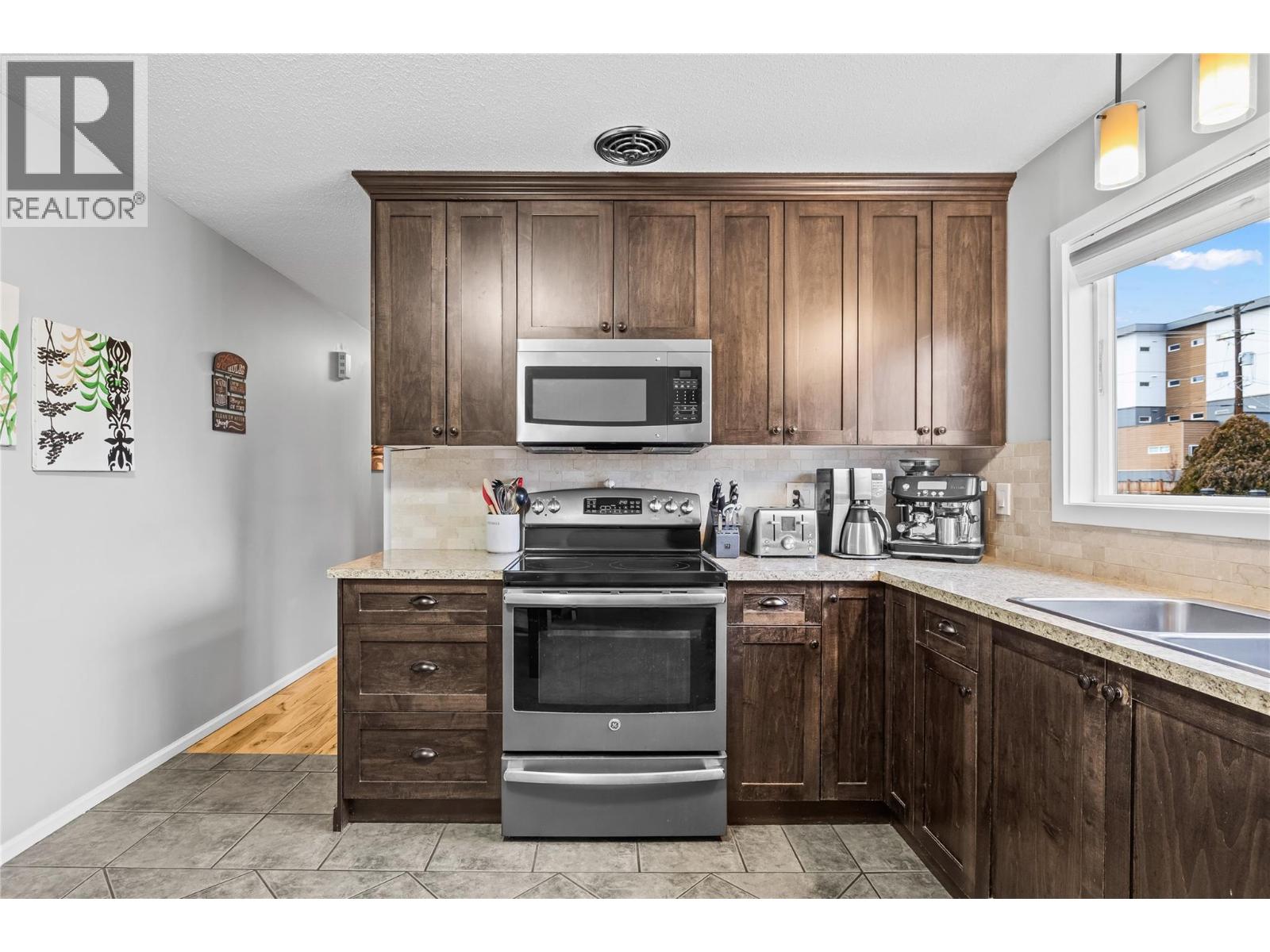  610 Balmoral Road, Kelowna