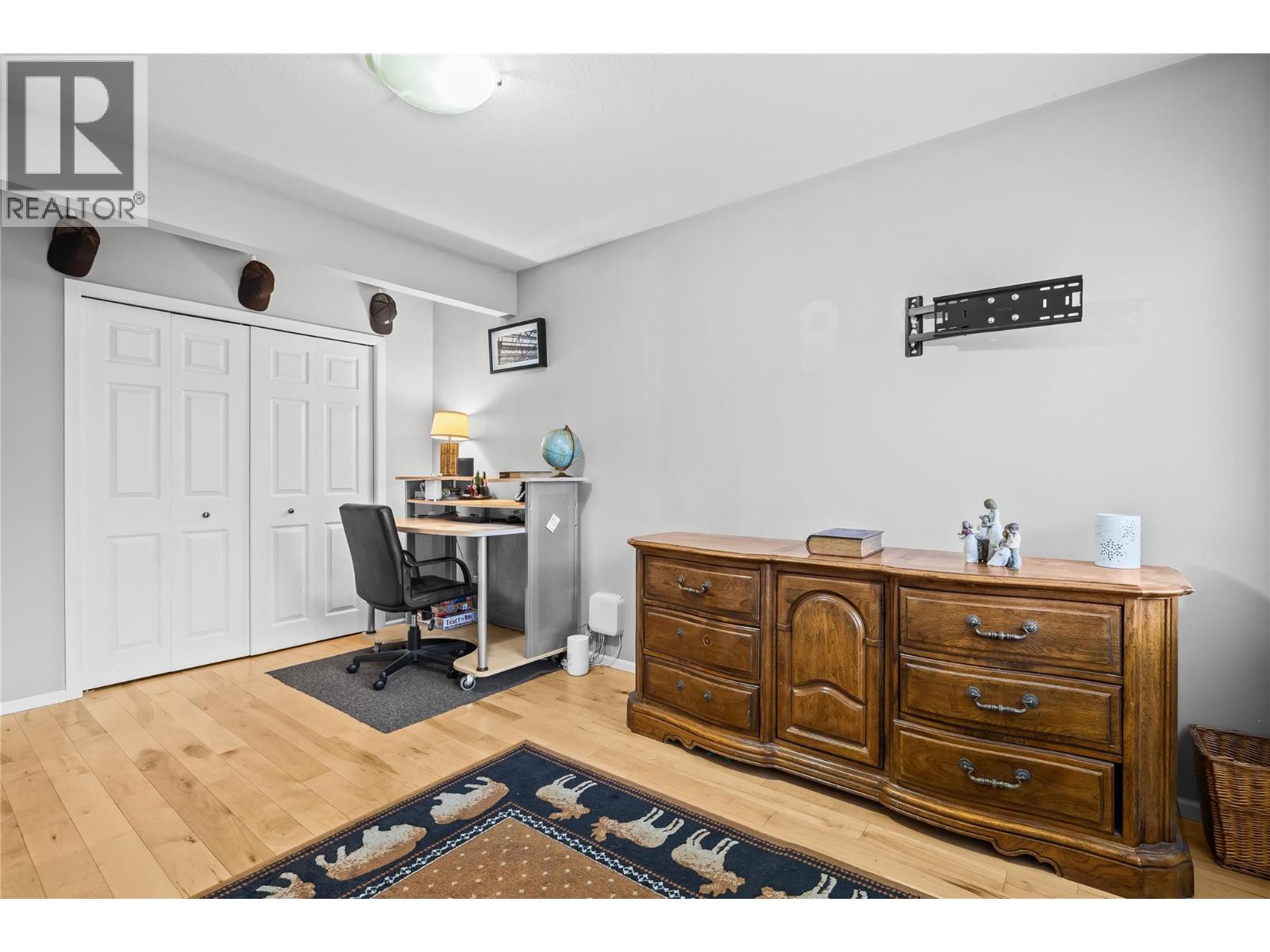  610 Balmoral Road, Kelowna