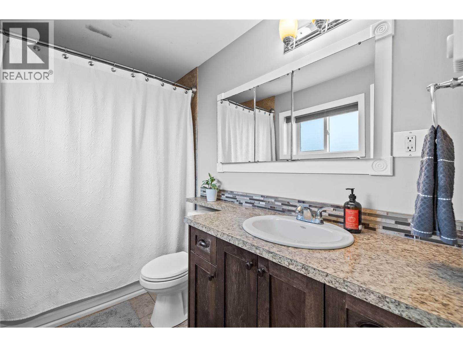 610 Balmoral Road - 34