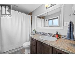 610 Balmoral Road, Kelowna, BC V1X1W1 Photo 34
