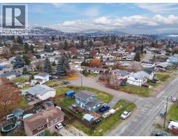 Kitchen - 610 Balmoral Road, Kelowna, BC V1X1W1 Photo 8