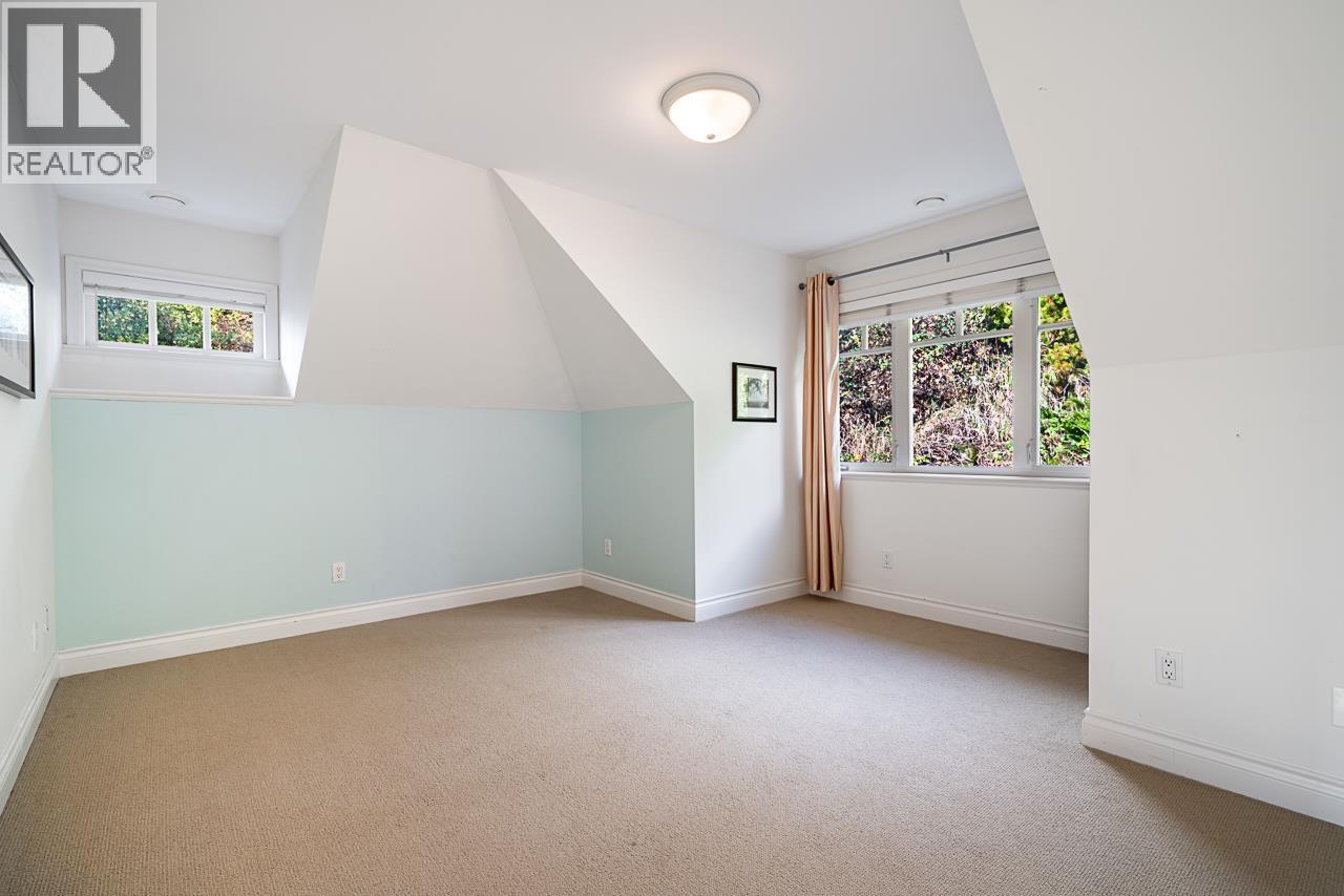 4683 DECOURCY COURT, West Vancouver