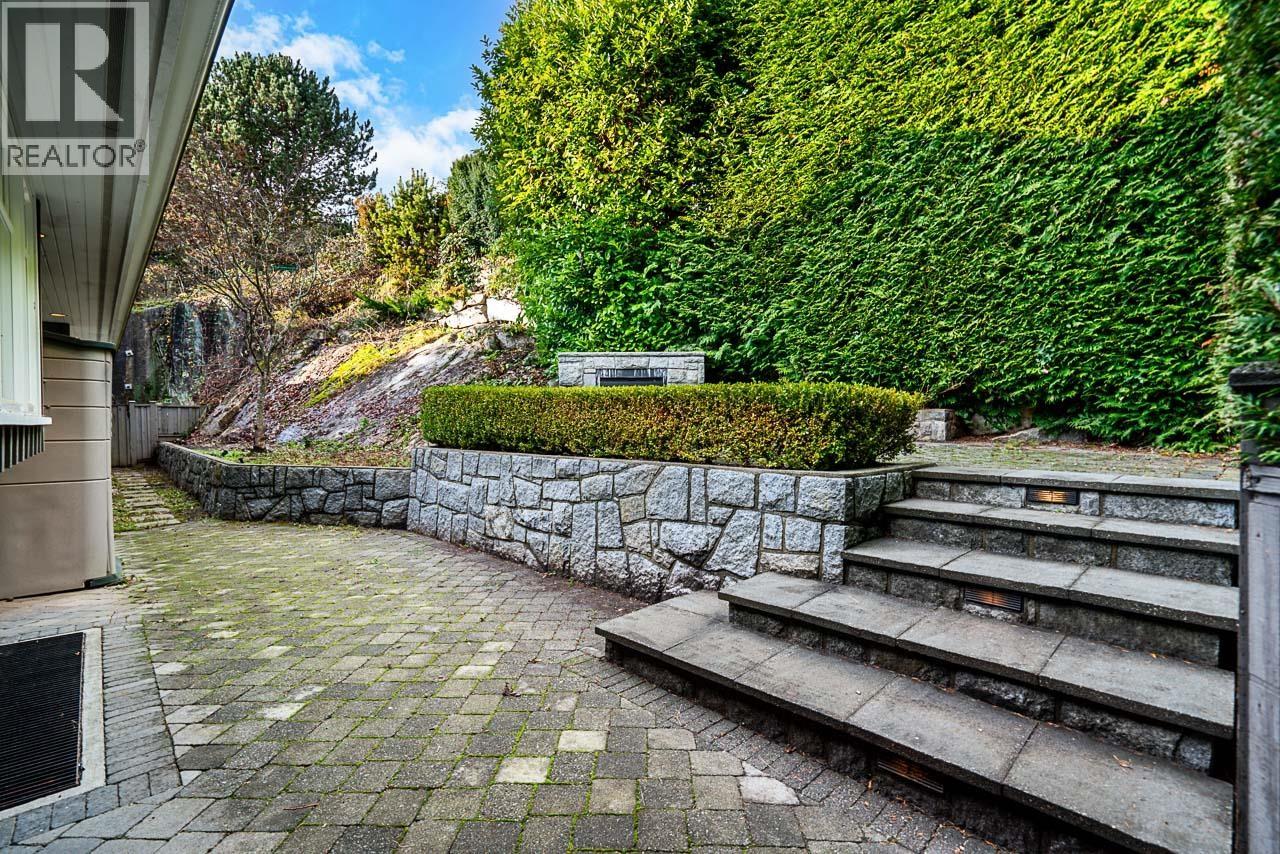 4683 DECOURCY COURT, West Vancouver