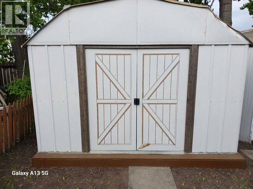 5404 42 Street, Innisfail