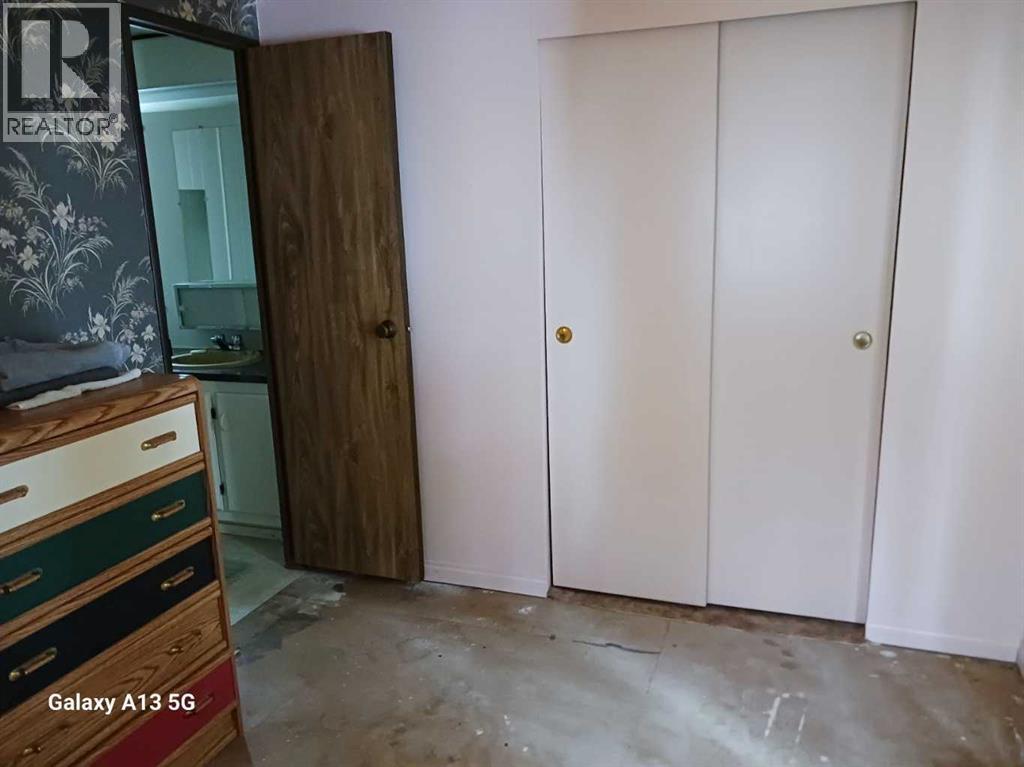 5404 42 Street, Innisfail