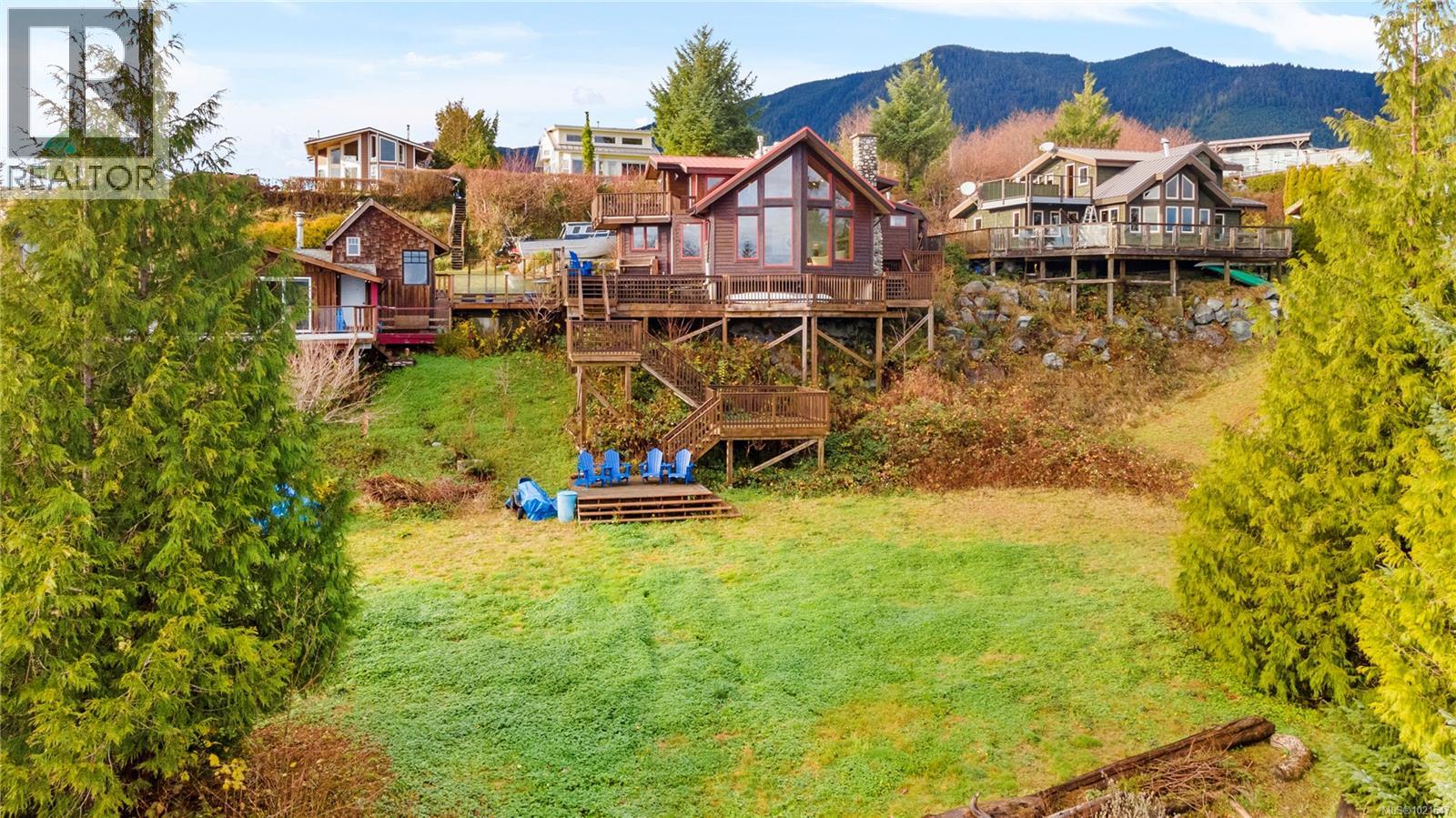 1062 5th Ave, Ucluelet