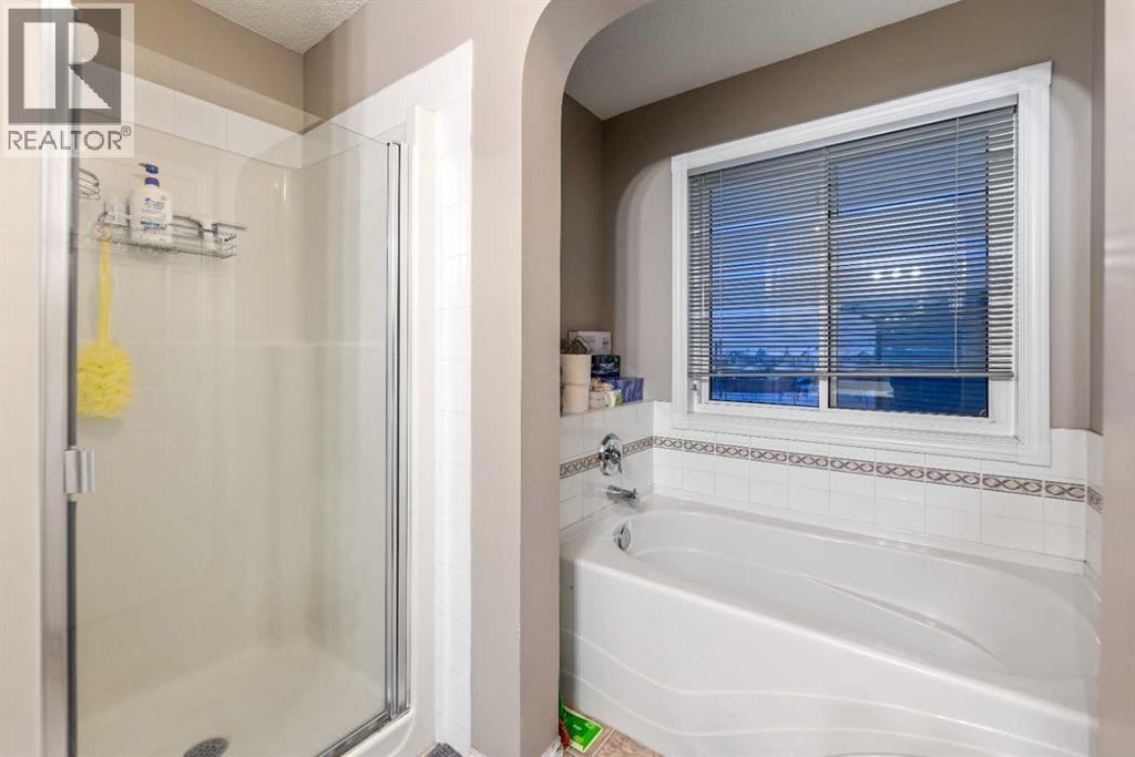 Single Family House for Sale in  Saddlemead Road NE Saddle Ridge Calgary 