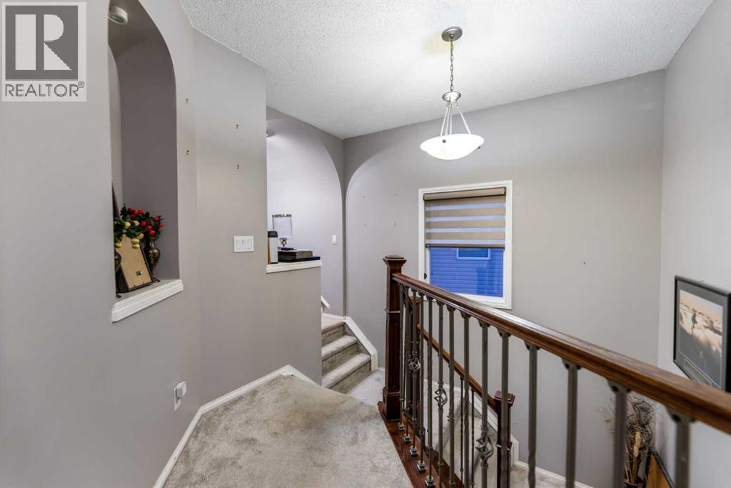 Single Family House for Sale in  Saddlemead Road NE Saddle Ridge Calgary 