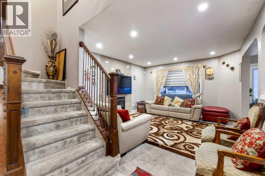 Single Family House for Sale in  Saddlemead Road NE Saddle Ridge Calgary 