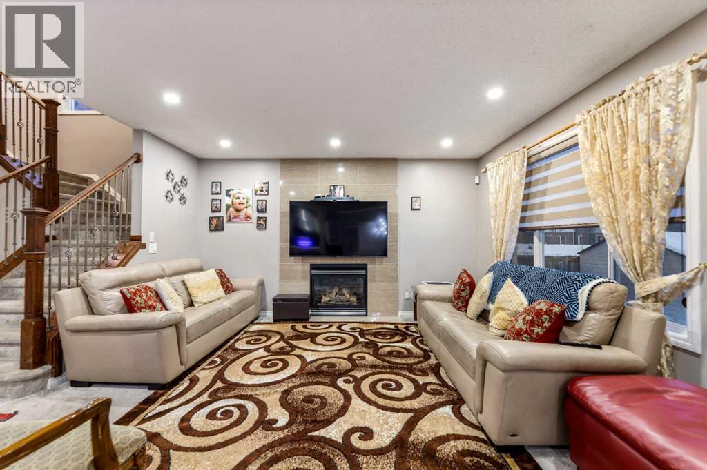 Single Family House for Sale in  Saddlemead Road NE Saddle Ridge Calgary 