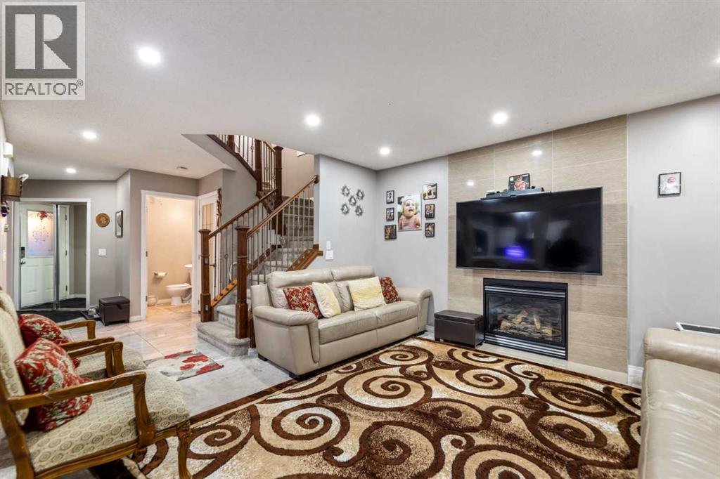 Single Family House for Sale in  Saddlemead Road NE Saddle Ridge Calgary 