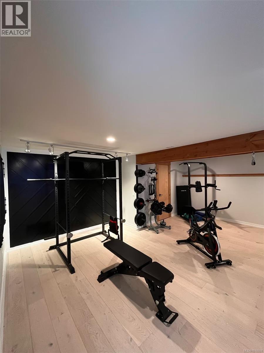  1502 Fulford-Ganges Road, Salt Spring