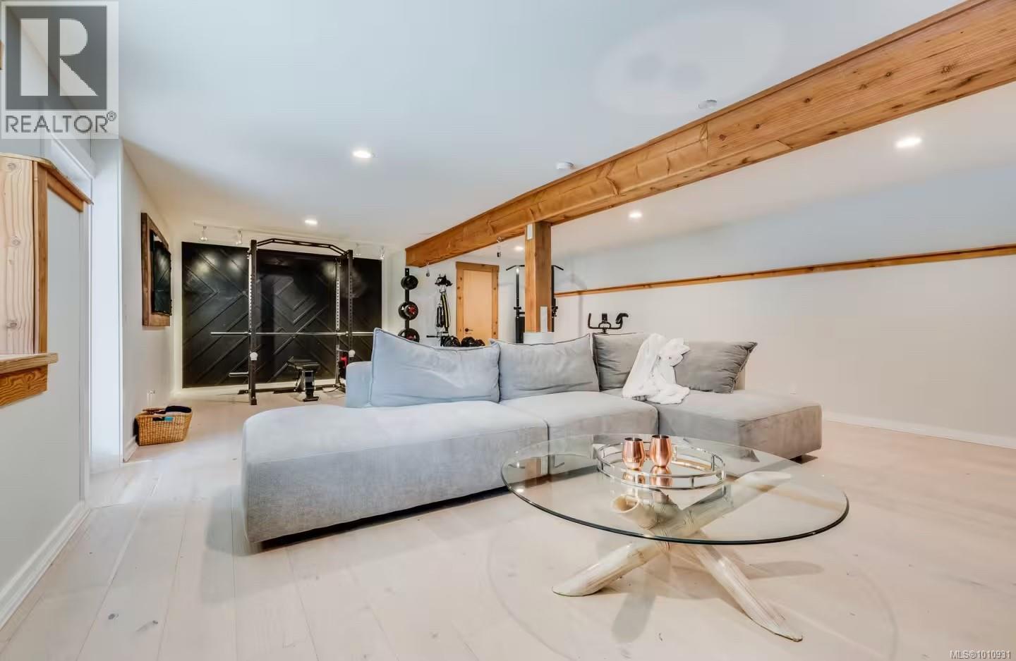  1502 Fulford-Ganges Road, Salt Spring