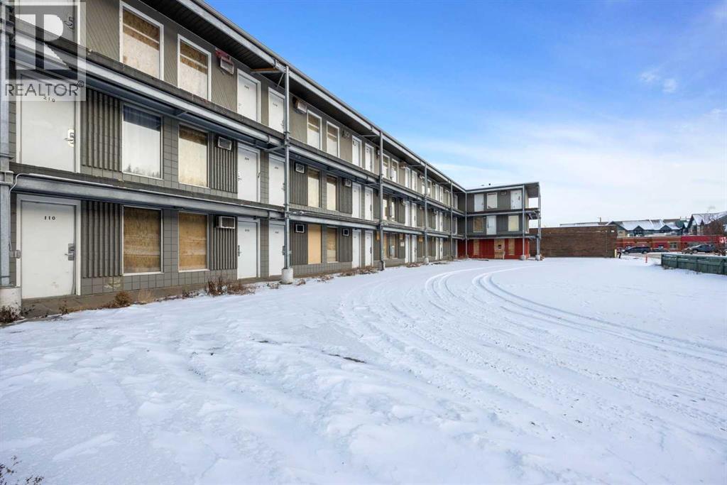 9906 Saunderson Avenue, Fort McMurray