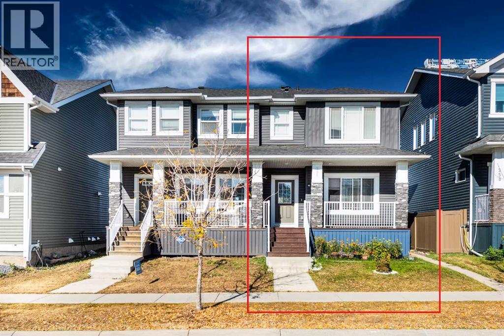 Single Family House for Sale in  Redstone Drive NE Redstone Calgary 